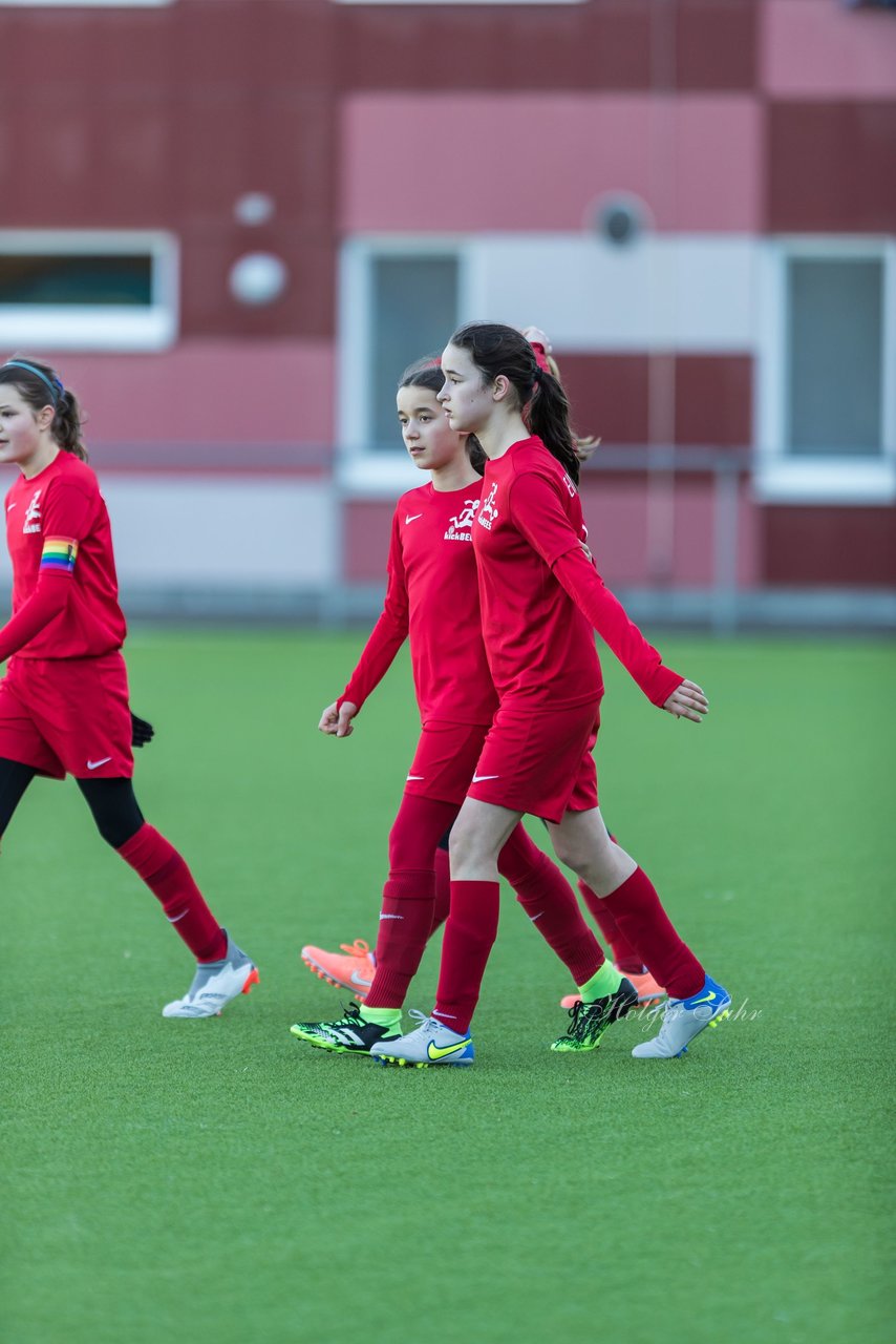 Bild 226 - wCJ Eimsbuettel - VfL Pinneberg : Ergebnis: 6:2